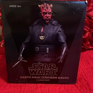 Star Wars Darth Maul Bust with Red and Black Design